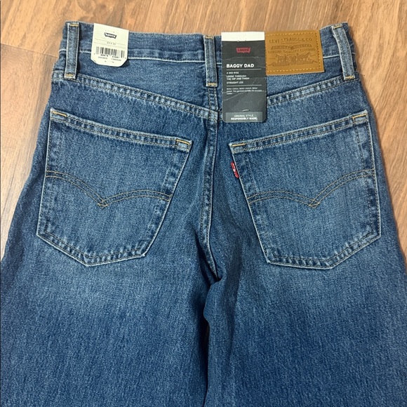 Levi's Baggy Dad boys Straight Jeans in Deep Blue - Picture 5 of 9